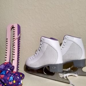 Reidell sparkle ice skates
